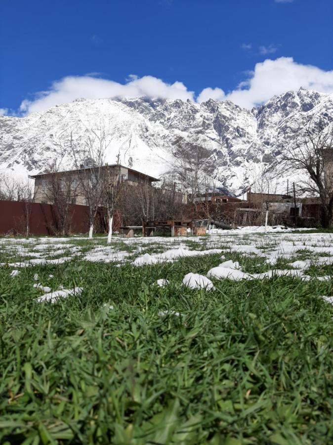 Kazbegi Green Yard Extérieur photo